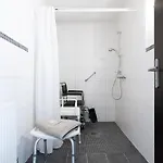 Solaris 4 Mit Balkon, Gemeinschaftssauna Und Grillplatz Grömitz