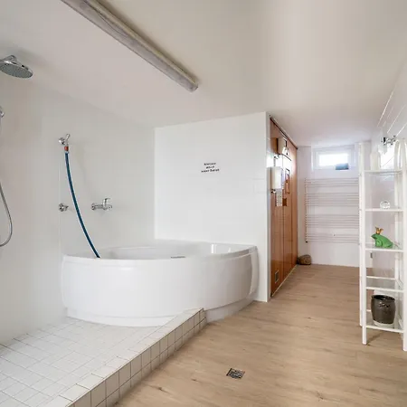 Solaris 4 Mit Balkon, Gemeinschaftssauna Und Grillplatz *